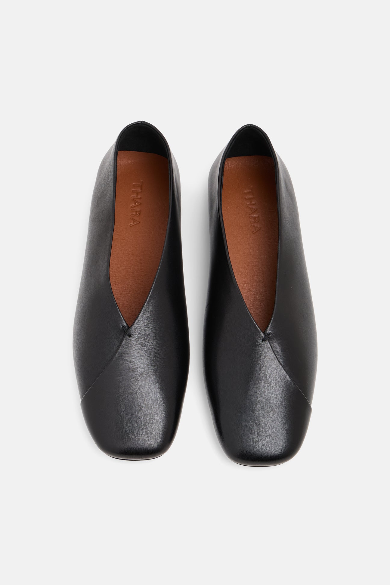 Élan Ballerina – Noir Obsidian