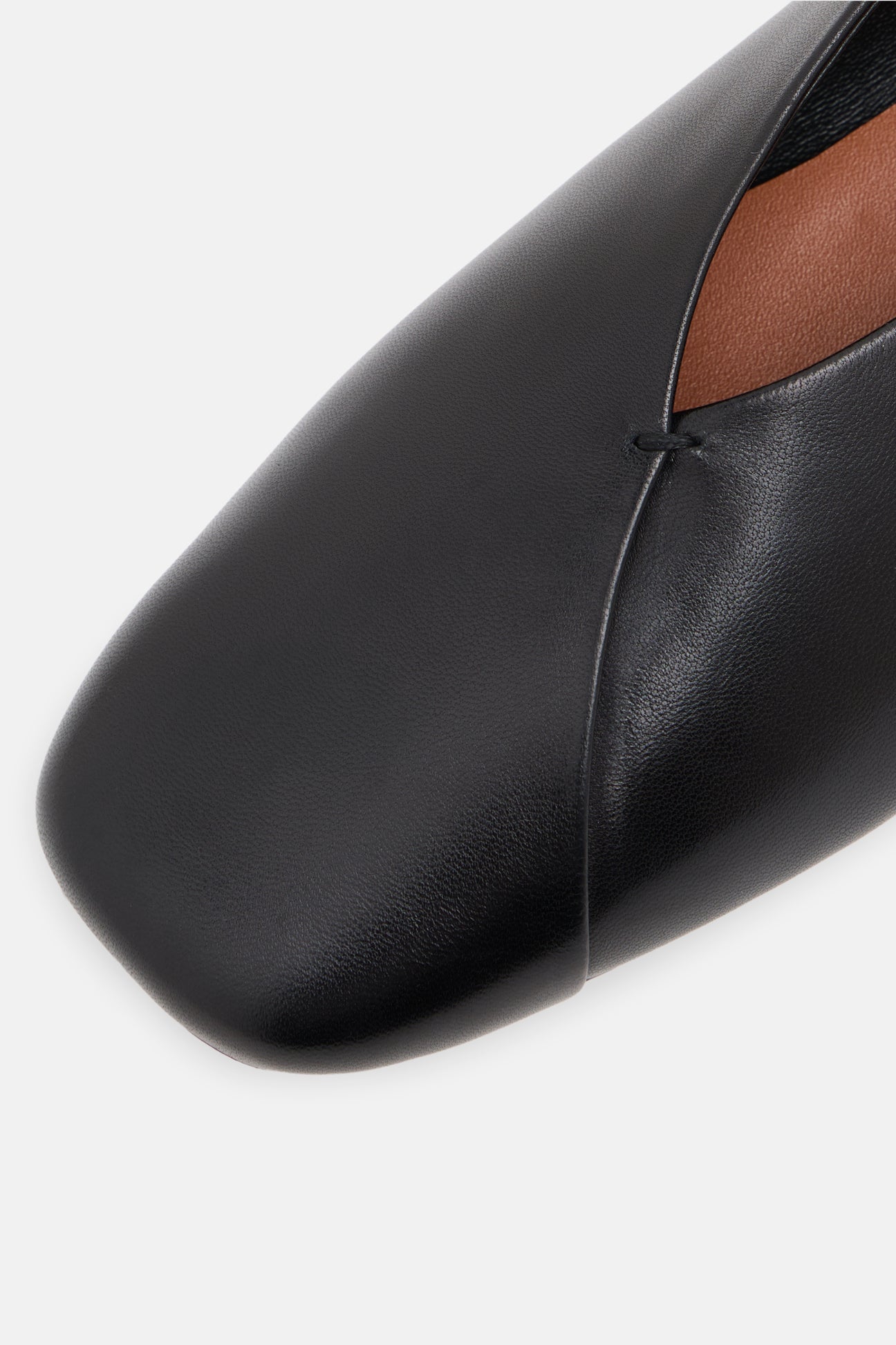 Élan Ballerina – Noir Obsidian